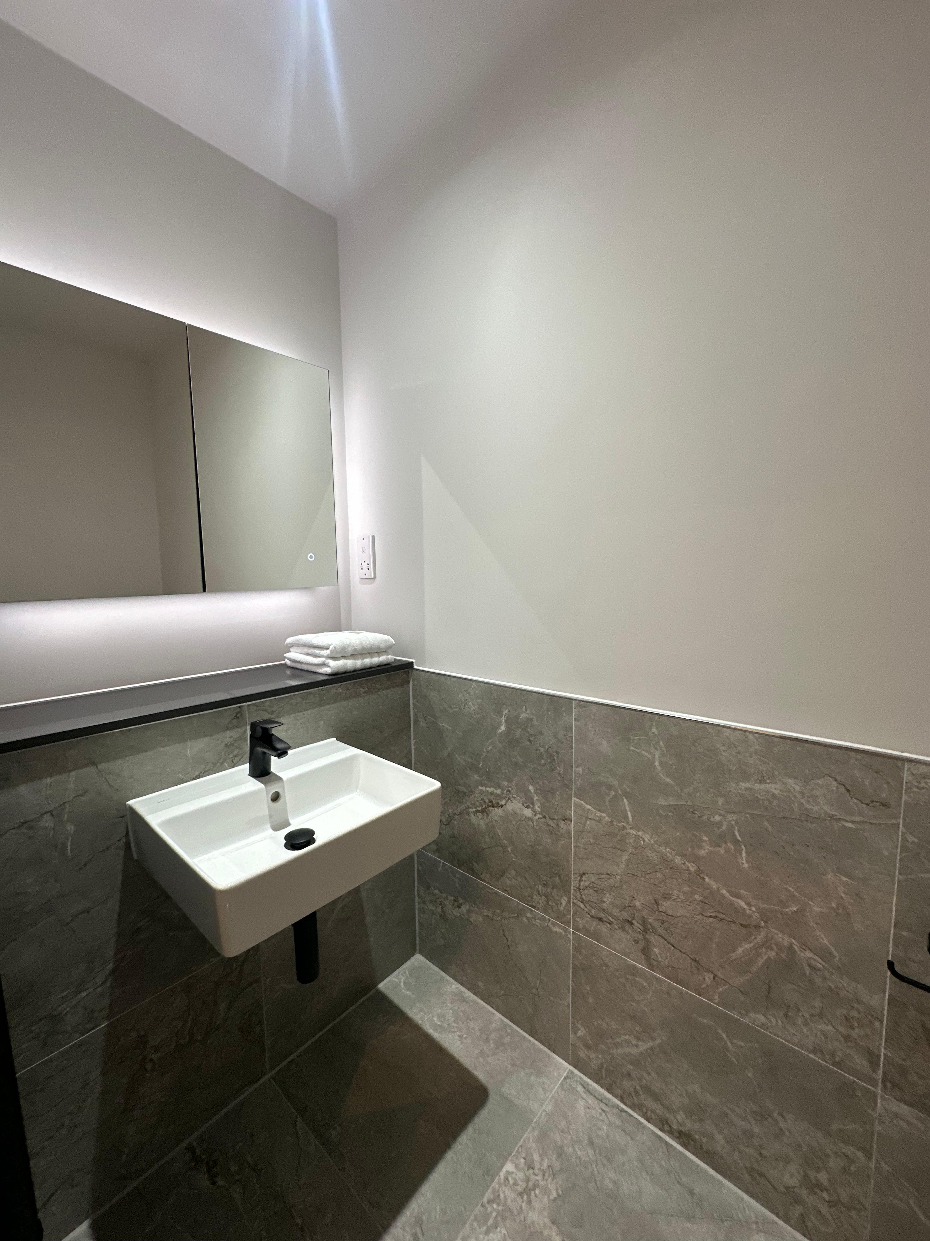 Waterhouse Gardens — photo 7